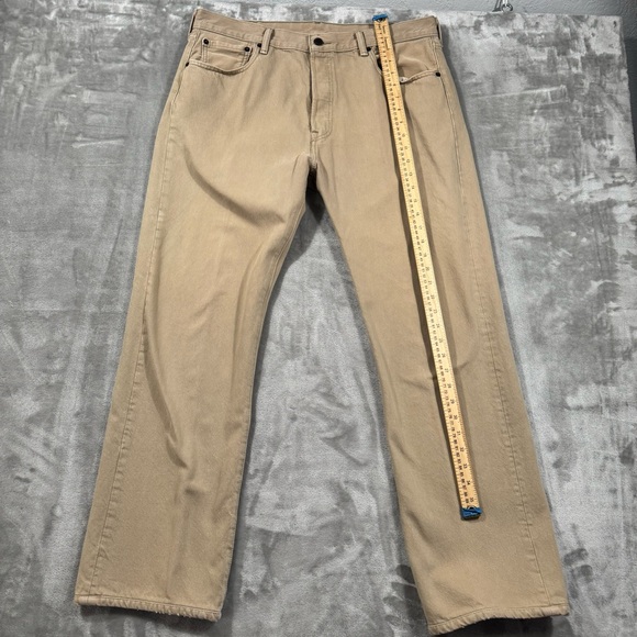 Levis 501 Jeans Mens 36x32 Khaki Cotton Straight Fit Denim Button Fly Workwear - Picture 3 of 12